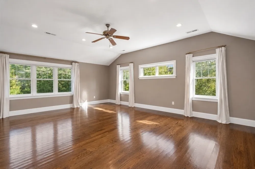 175 Schoolmaster Ln, Dedham, MA 02026