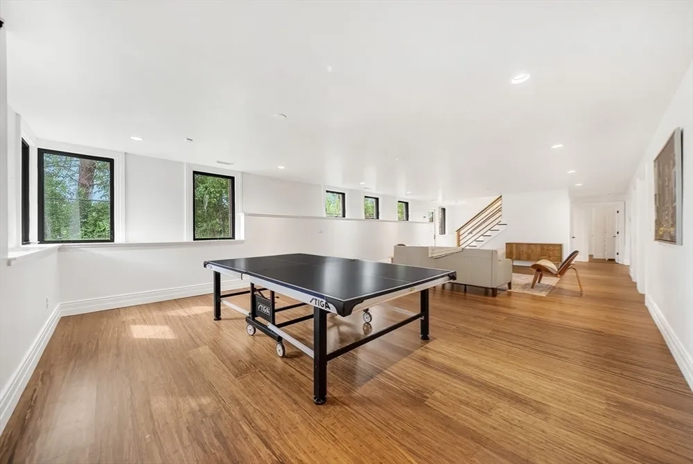 99 Littlefield Rd, Newton, MA 02459
