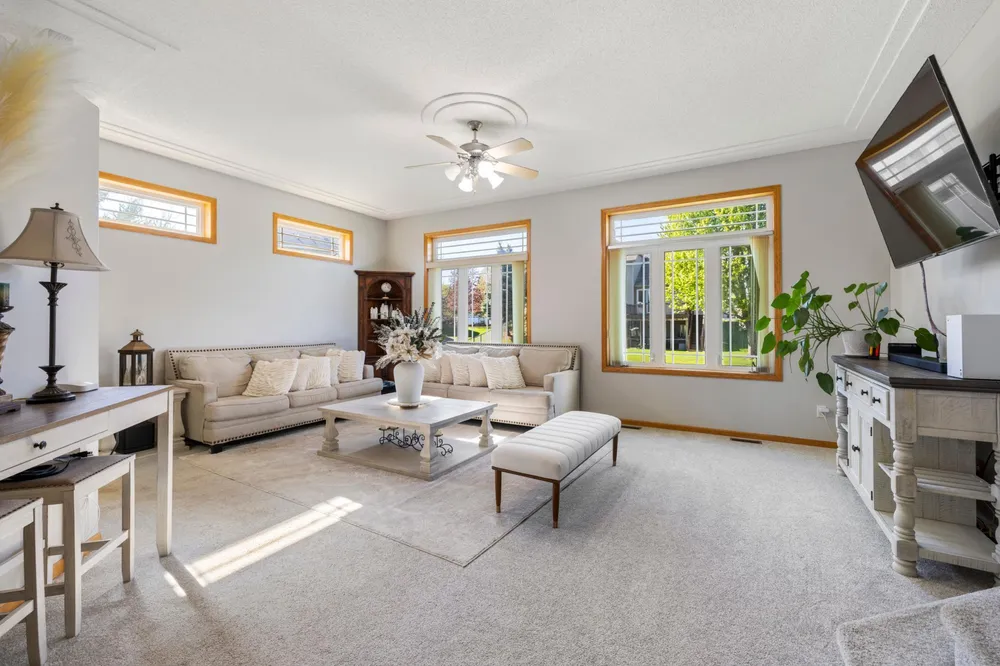 19855 Burlington Path, Farmington, MN 55024