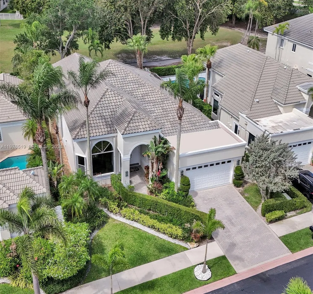 2719 Pinehurst, Weston, FL 33332