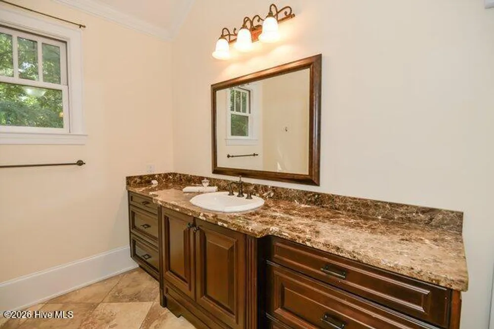 680 N Bethesda Rd, Southern Pines, NC 28387