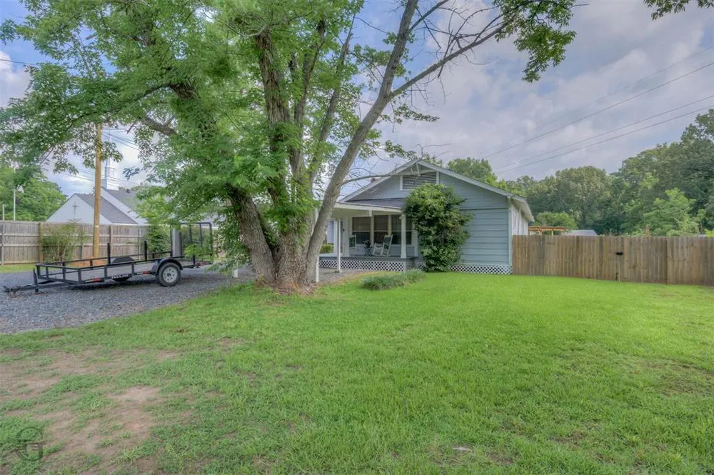 4924 Old Mooringsport Rd, Shreveport, LA 71107