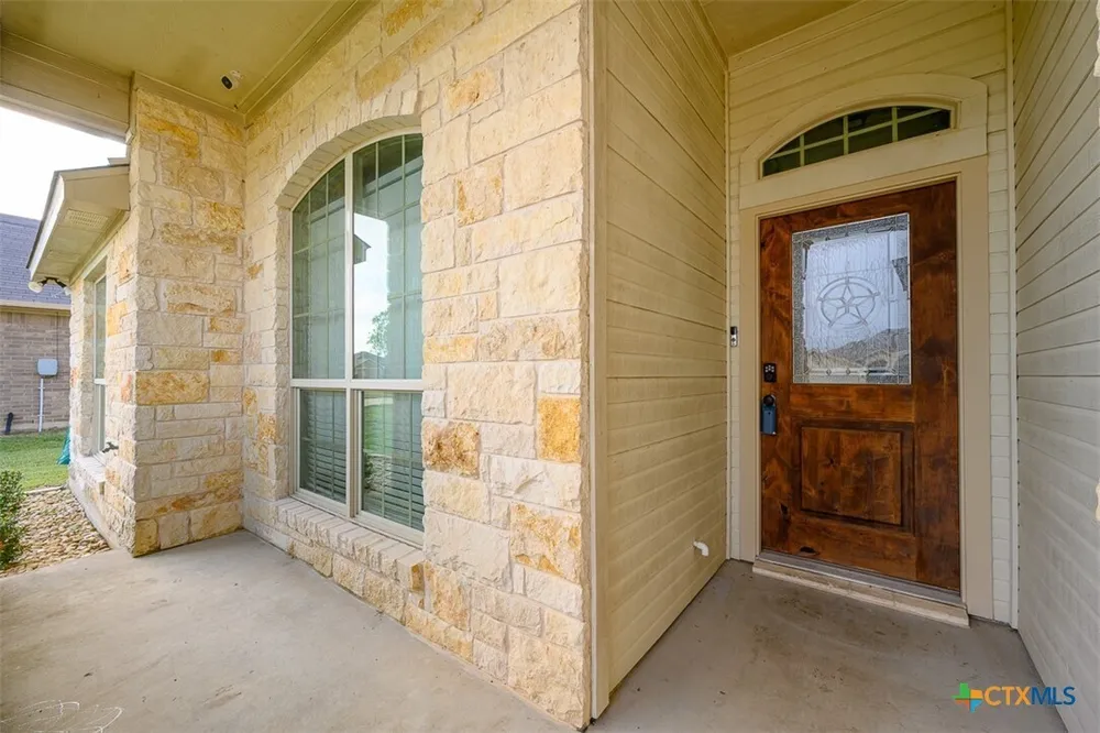 706 Cosper Creek Dr, Killeen, TX 76542