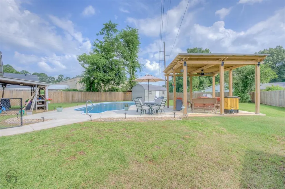 4924 Old Mooringsport Rd, Shreveport, LA 71107