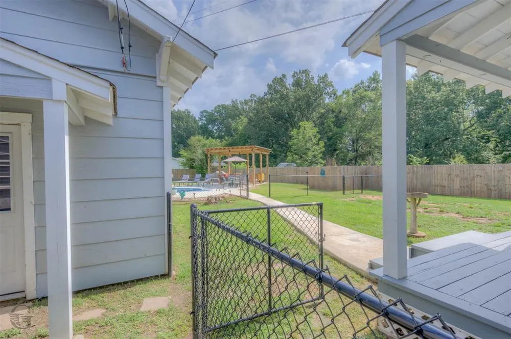 4924 Old Mooringsport Rd, Shreveport, LA 71107
