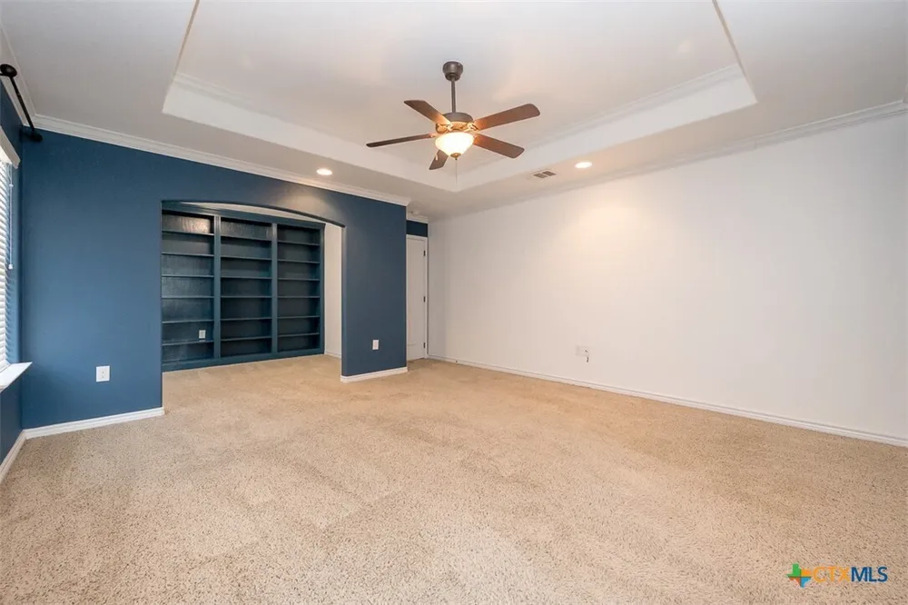 706 Cosper Creek Dr, Killeen, TX 76542