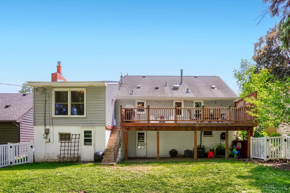 3238 Taylor St NE, Minneapolis, MN 55418