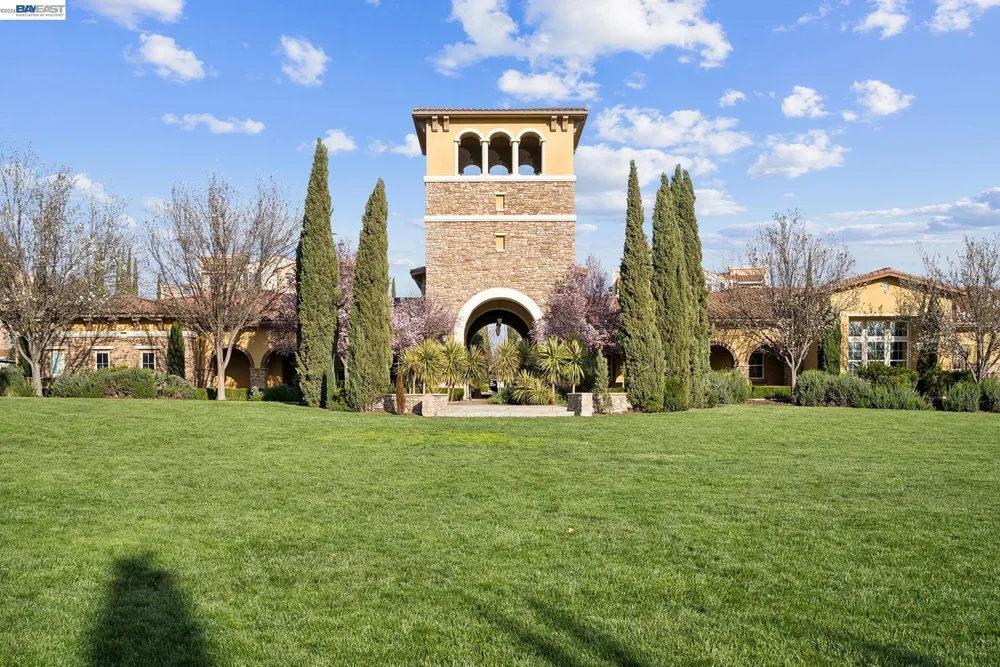 3514 Capoterra Way, Dublin, CA 94568