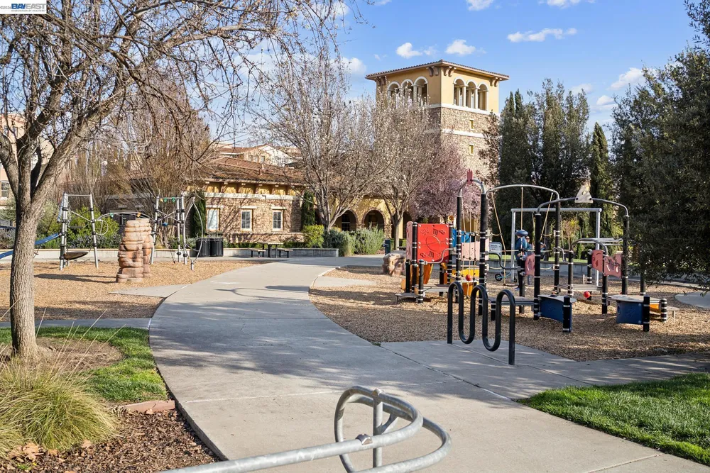 3514 Capoterra Way, Dublin, CA 94568