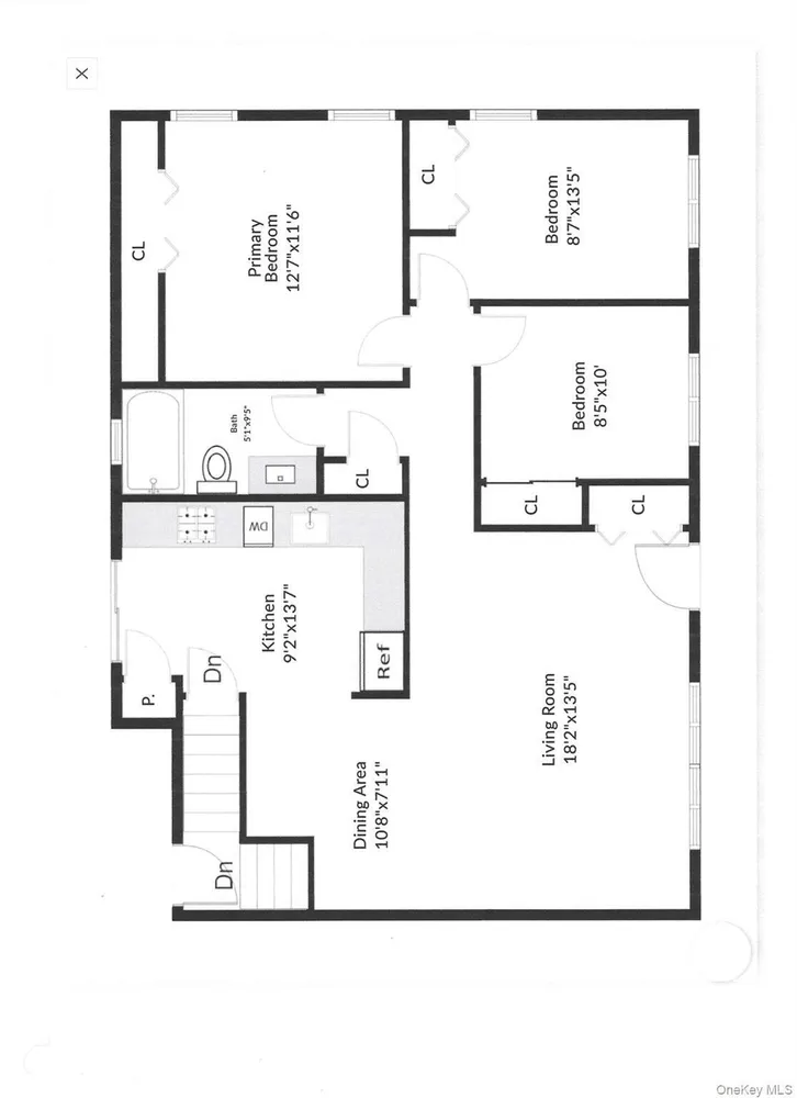 35 Randall Rd, Shoreham, NY 11786