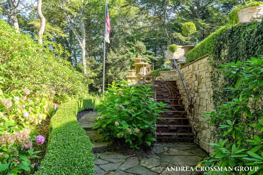 4076 Fiddlers Way, Holland, MI 49423