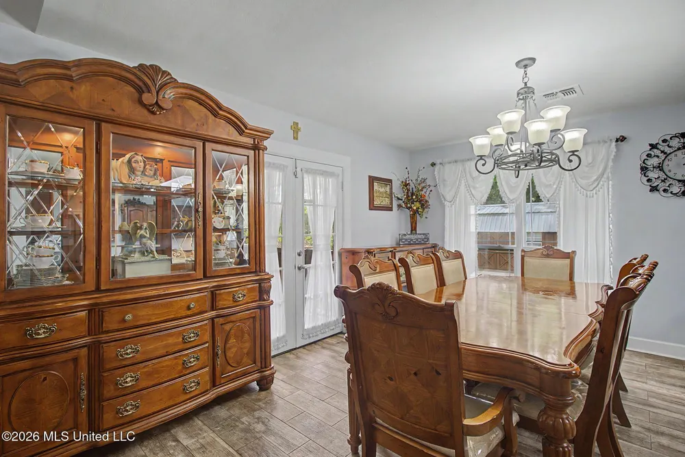 5624 Aila St, Diamondhead, MS 39525