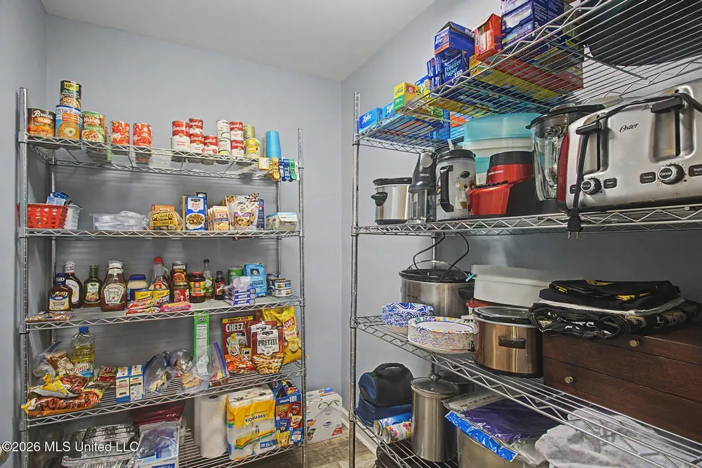 5624 Aila St, Diamondhead, MS 39525