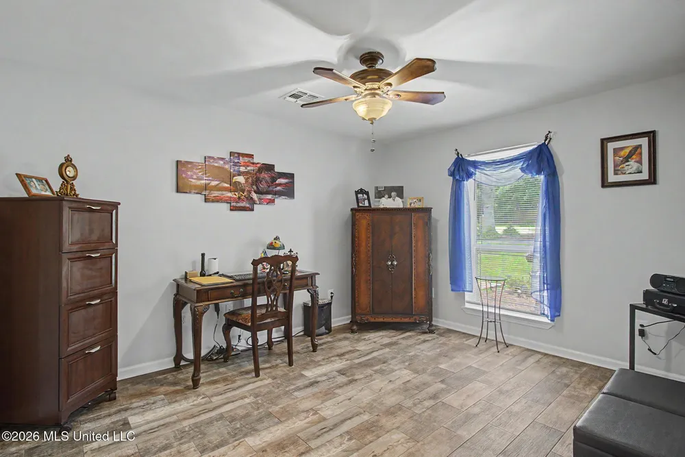 5624 Aila St, Diamondhead, MS 39525