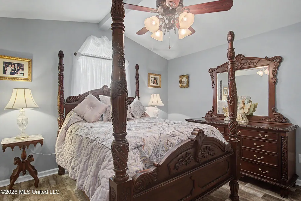 5624 Aila St, Diamondhead, MS 39525