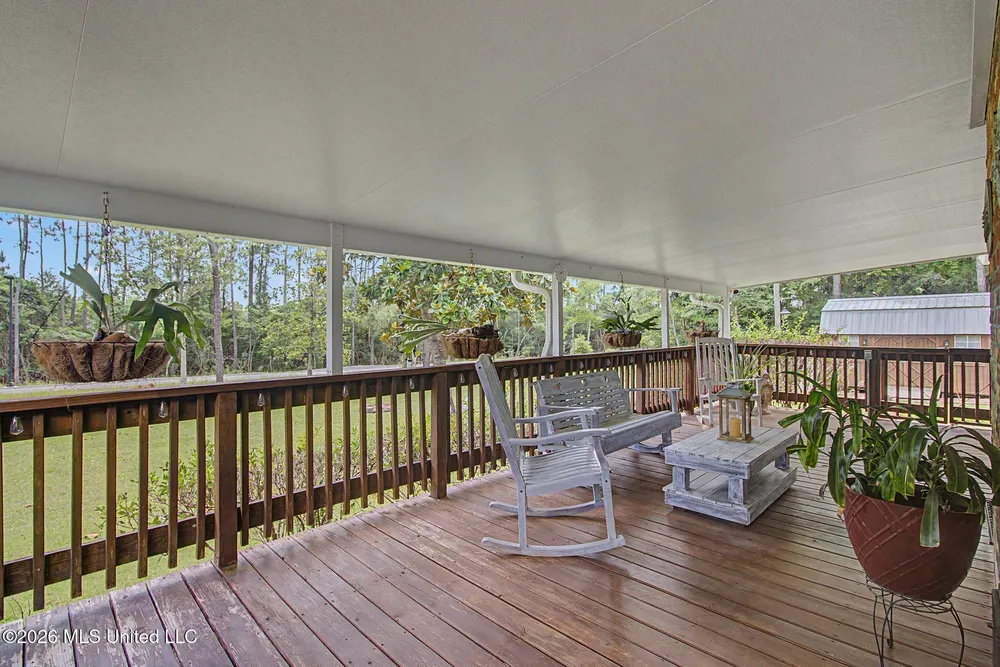 5624 Aila St, Diamondhead, MS 39525
