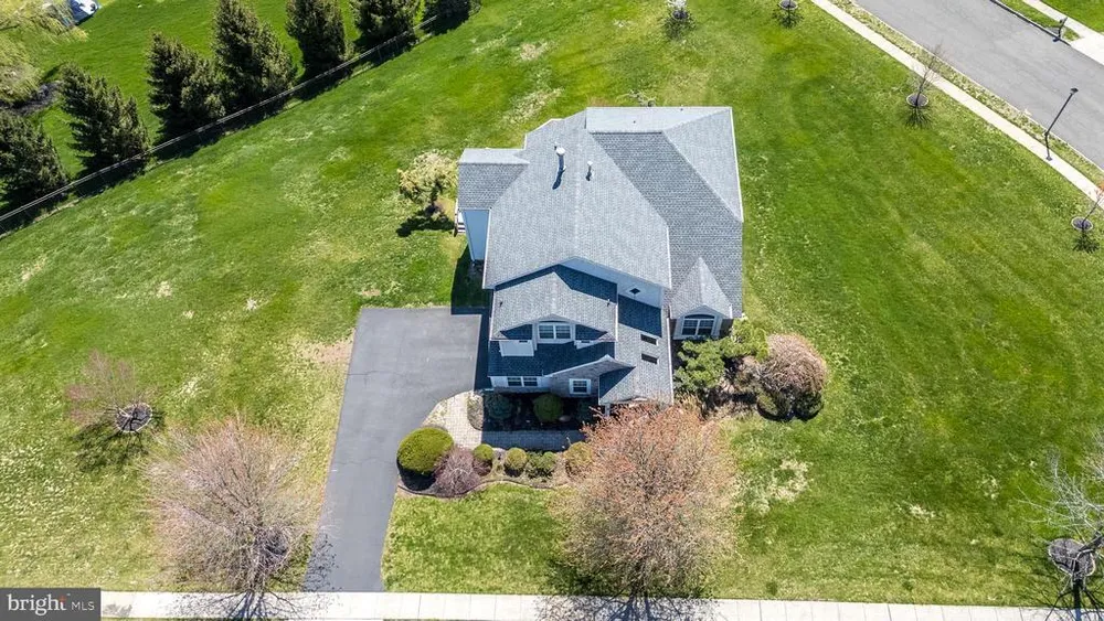 201 Summer Ridge Circle, Chalfont, PA 18914