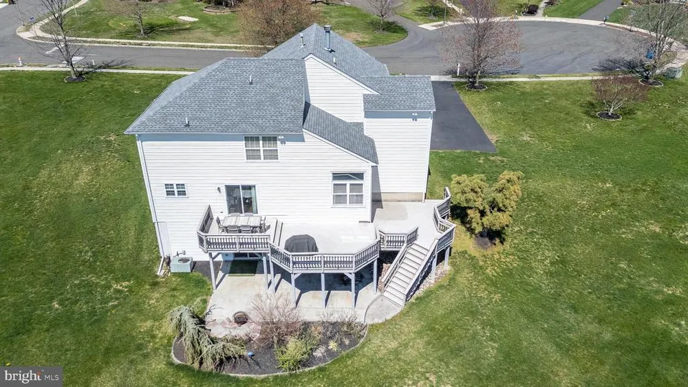 201 Summer Ridge Circle, Chalfont, PA 18914