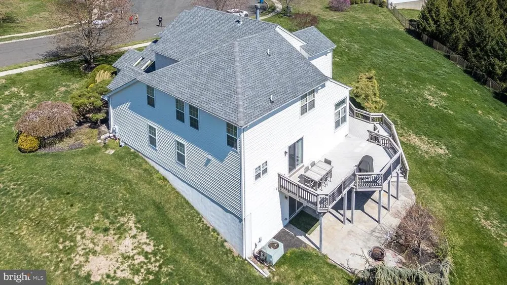 201 Summer Ridge Circle, Chalfont, PA 18914