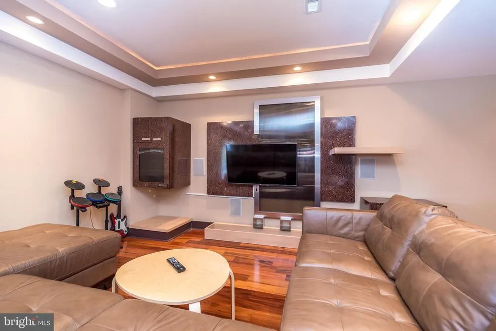 201 Summer Ridge Circle, Chalfont, PA 18914