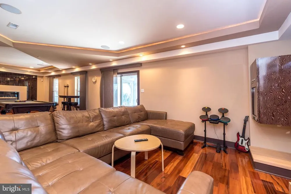 201 Summer Ridge Circle, Chalfont, PA 18914
