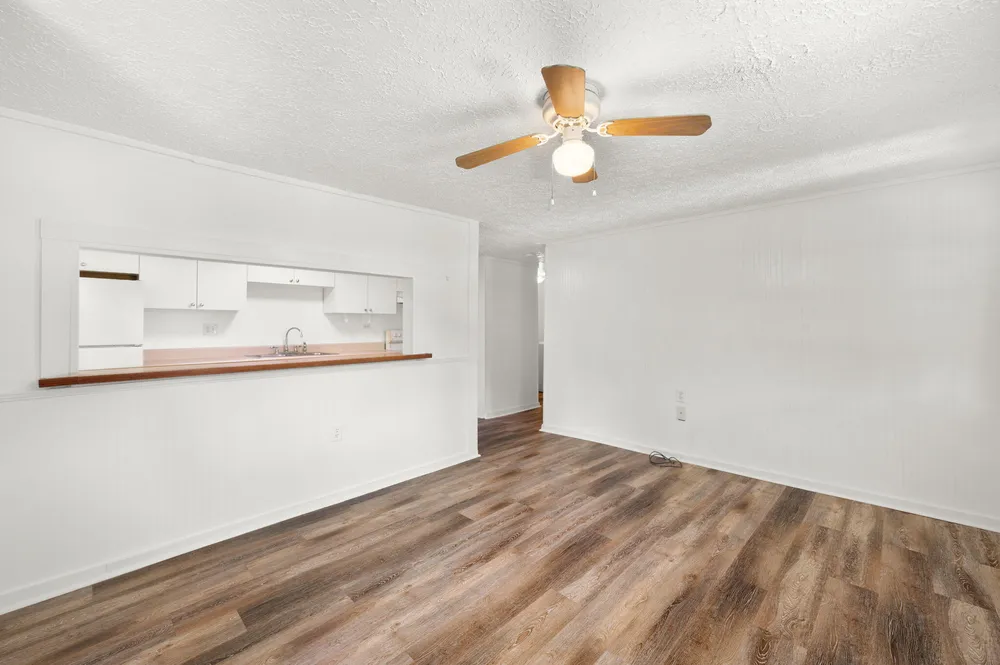 390 Baysinger Ave, Fort Pierce, FL 34982