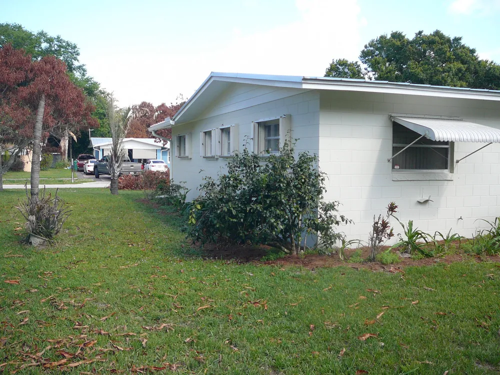 2921 Sherwood Ln, Fort Pierce, FL 34982