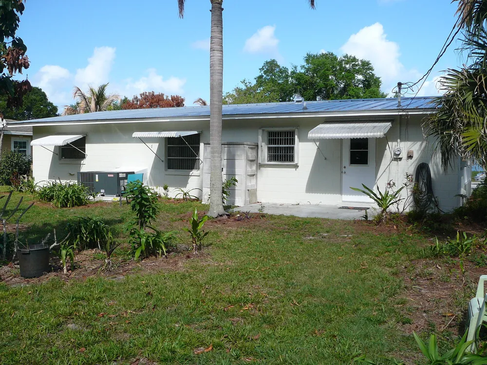 2921 Sherwood Ln, Fort Pierce, FL 34982