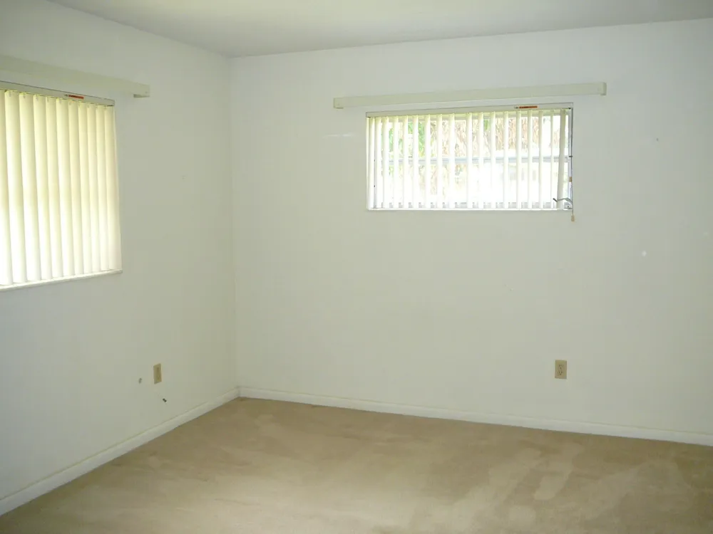 2921 Sherwood Ln, Fort Pierce, FL 34982