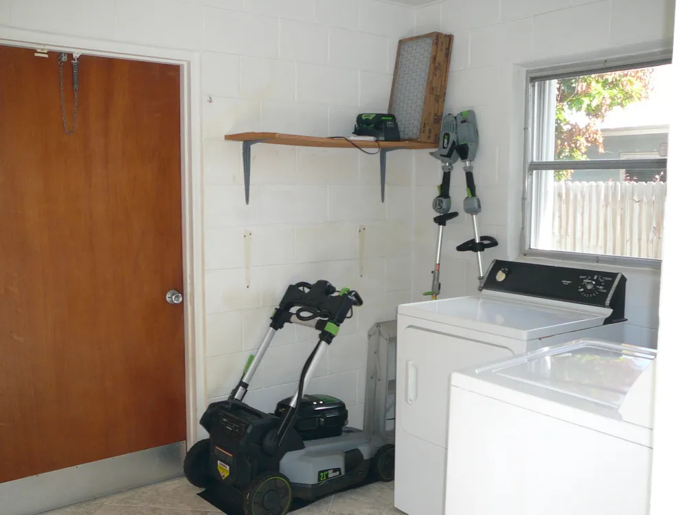 2921 Sherwood Ln, Fort Pierce, FL 34982