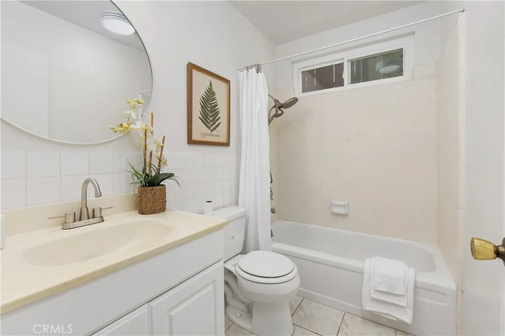 1707 Upperton Ave, Highland Park, CA 90042