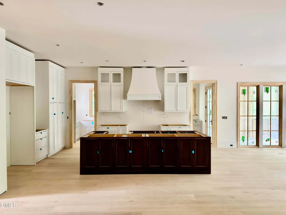 4801 Rampart St, Raleigh, NC 27609
