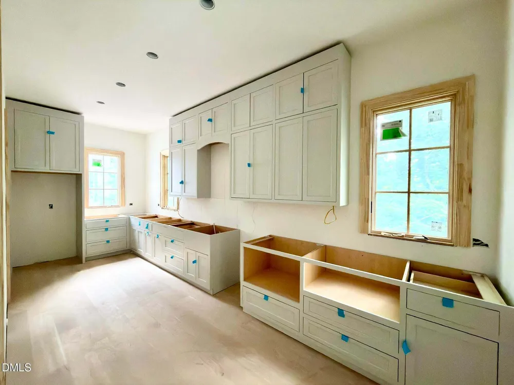 4801 Rampart St, Raleigh, NC 27609