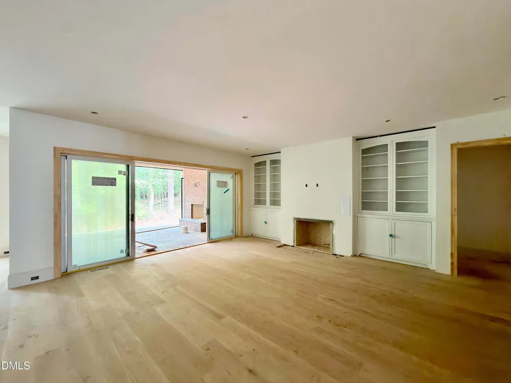 4801 Rampart St, Raleigh, NC 27609