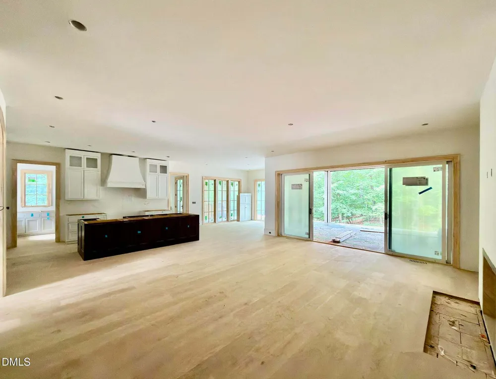 4801 Rampart St, Raleigh, NC 27609