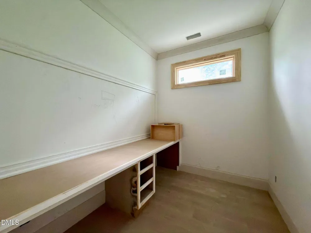 4801 Rampart St, Raleigh, NC 27609