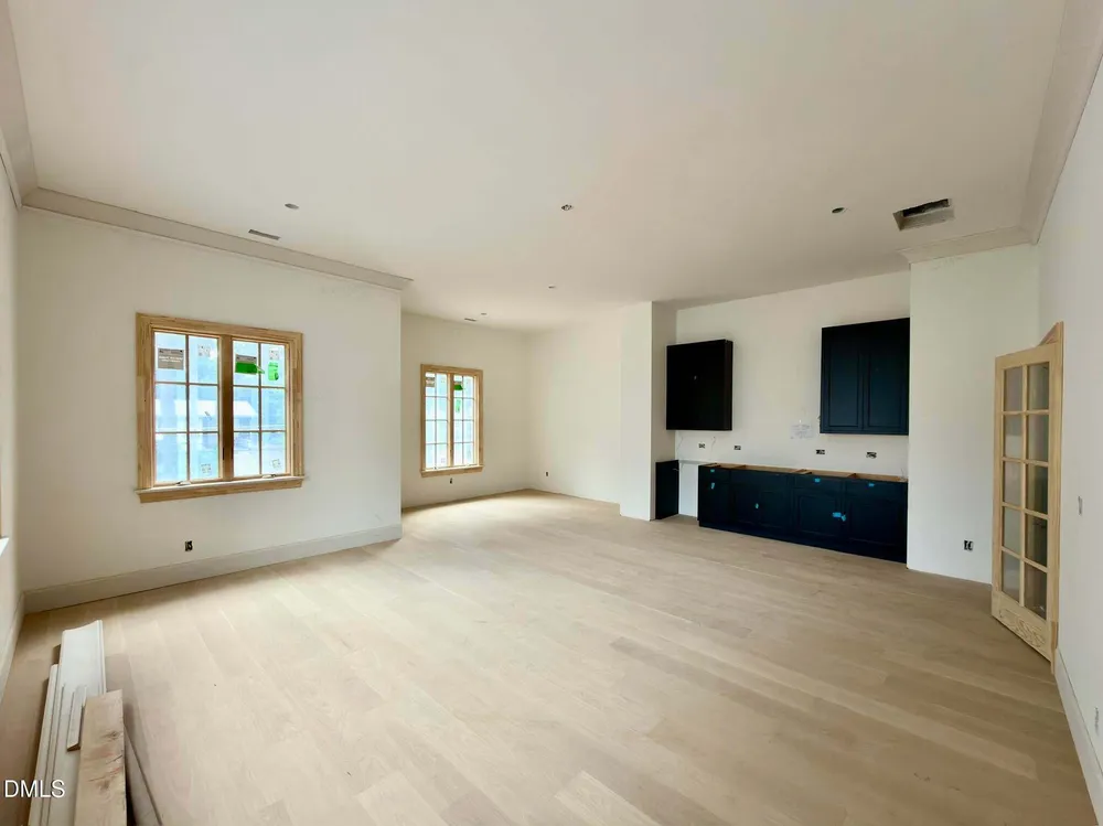 4801 Rampart St, Raleigh, NC 27609