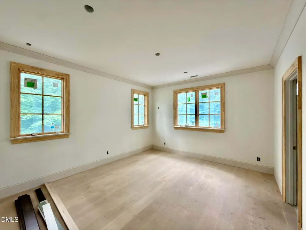 4801 Rampart St, Raleigh, NC 27609