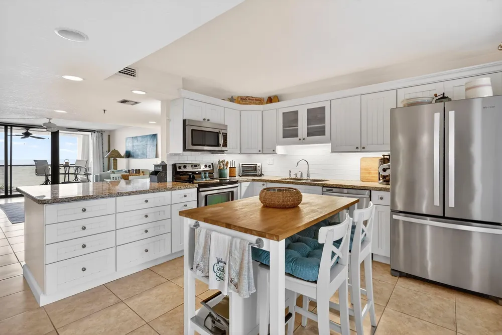 355 S Ocean Dr, Hutchinson Island South, FL 34949