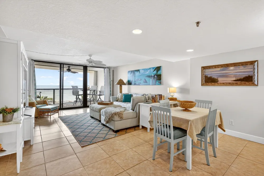 355 S Ocean Dr, Hutchinson Island South, FL 34949