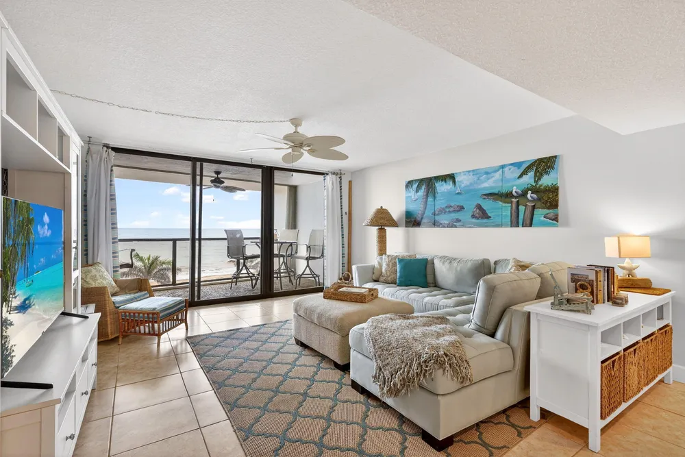 355 S Ocean Dr, Hutchinson Island South, FL 34949