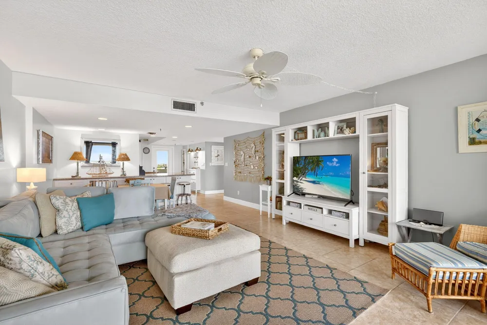 355 S Ocean Dr, Hutchinson Island South, FL 34949