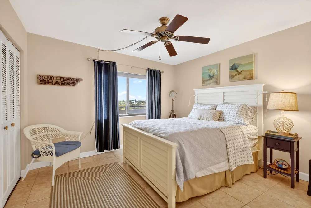 355 S Ocean Dr, Hutchinson Island South, FL 34949
