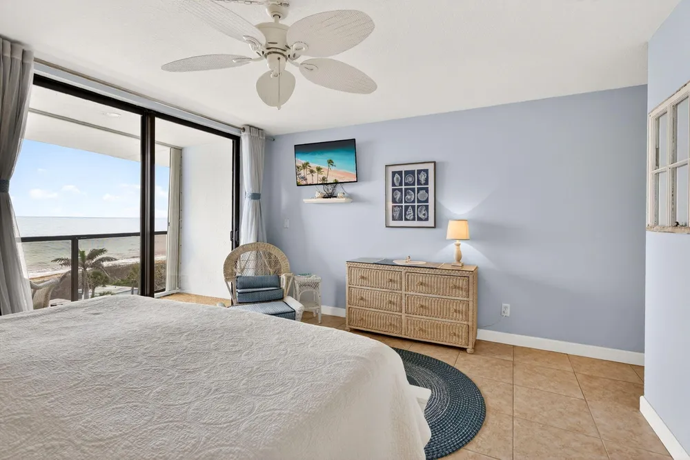 355 S Ocean Dr, Hutchinson Island South, FL 34949