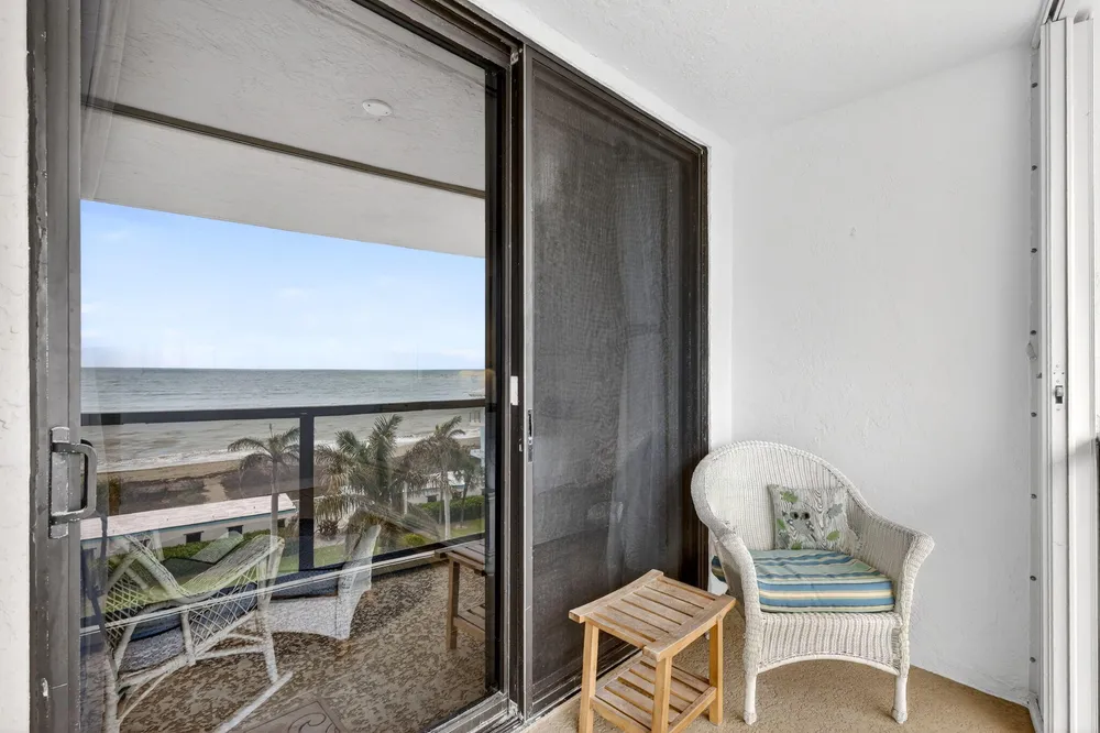 355 S Ocean Dr, Hutchinson Island South, FL 34949