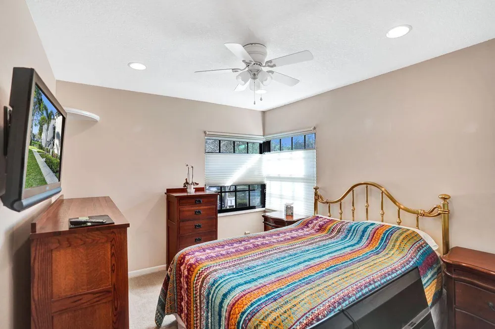 5415 Verona Dr, Boynton Beach, FL 33437