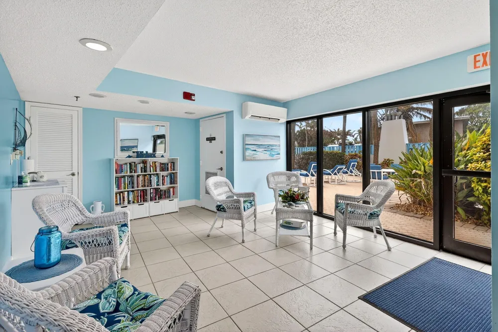 355 S Ocean Dr, Hutchinson Island South, FL 34949