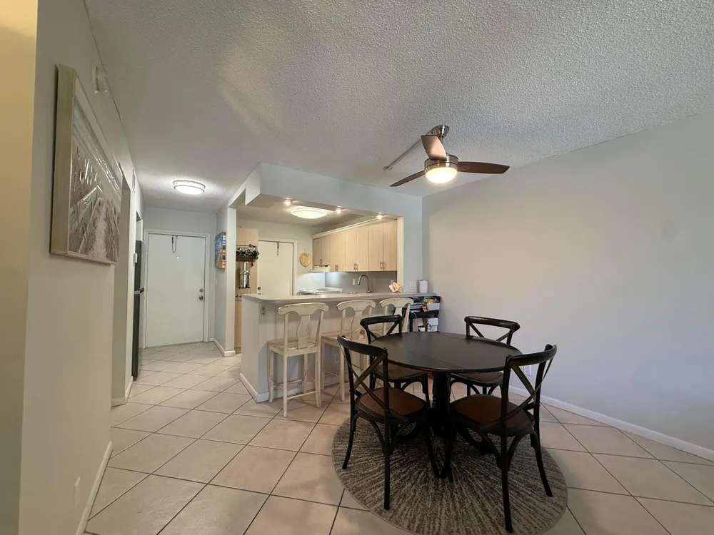 1040 SE 4th Ave, Deerfield Beach, FL 33441
