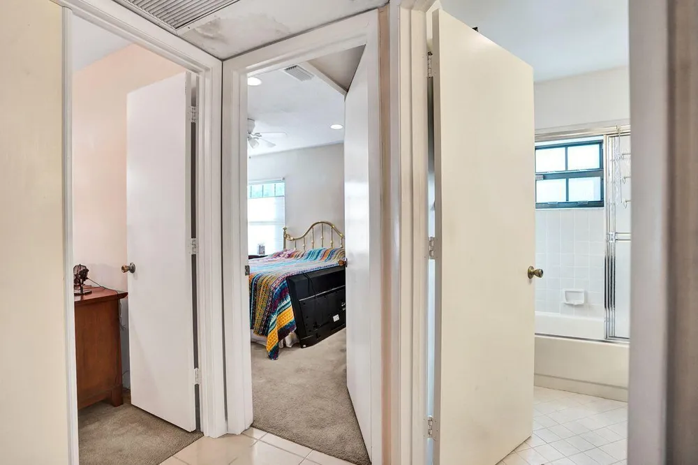 5415 Verona Dr, Boynton Beach, FL 33437