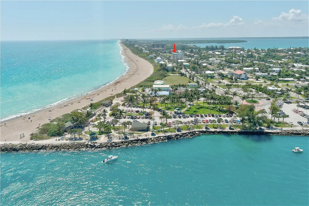 355 S Ocean Dr, Hutchinson Island South, FL 34949